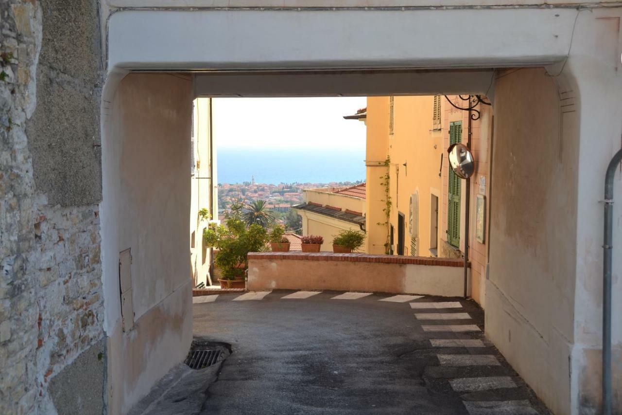Apartmán La Casa Del Prussiano Diano Castello Exteriér fotografie