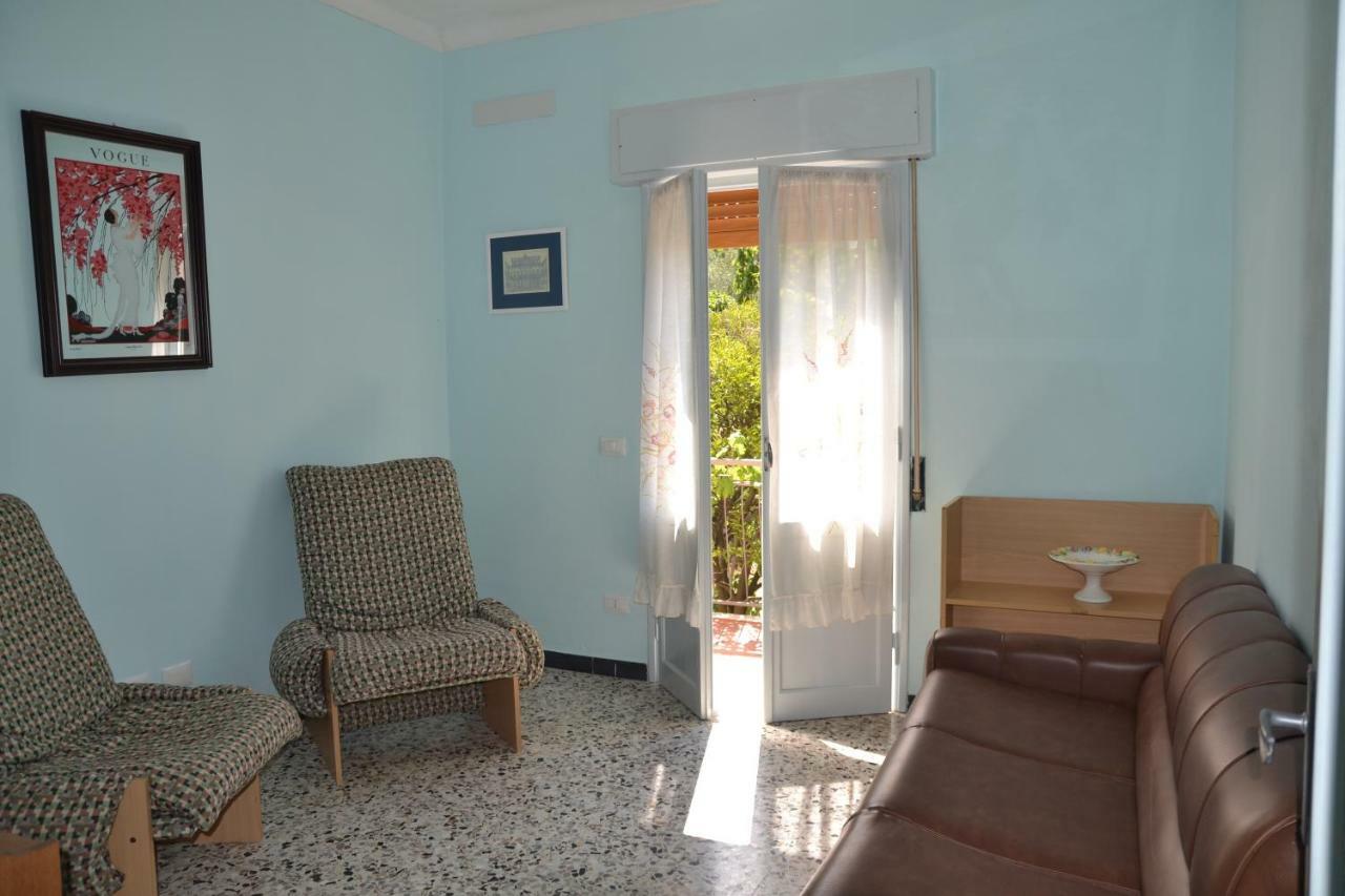 Apartmán La Casa Del Prussiano Diano Castello Exteriér fotografie