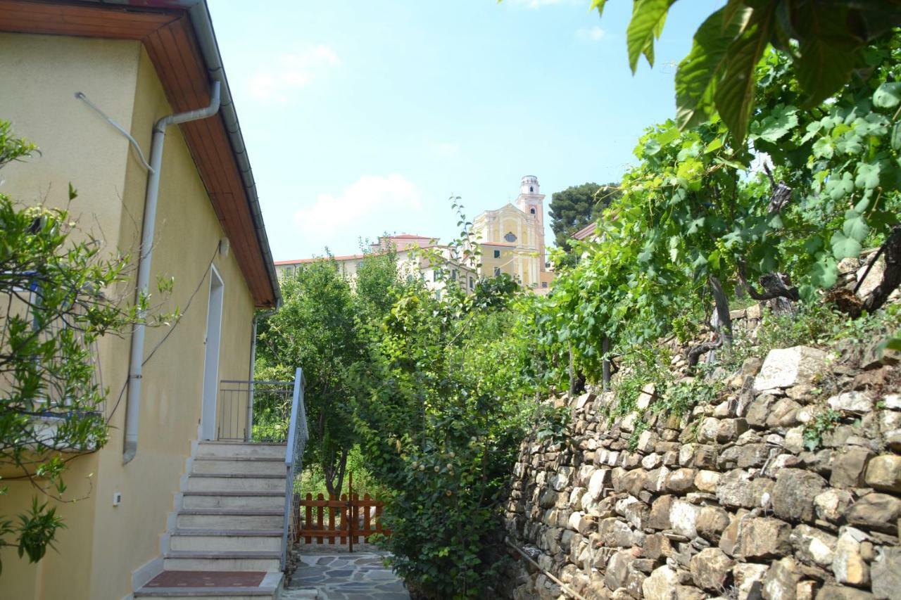 Apartmán La Casa Del Prussiano Diano Castello Exteriér fotografie